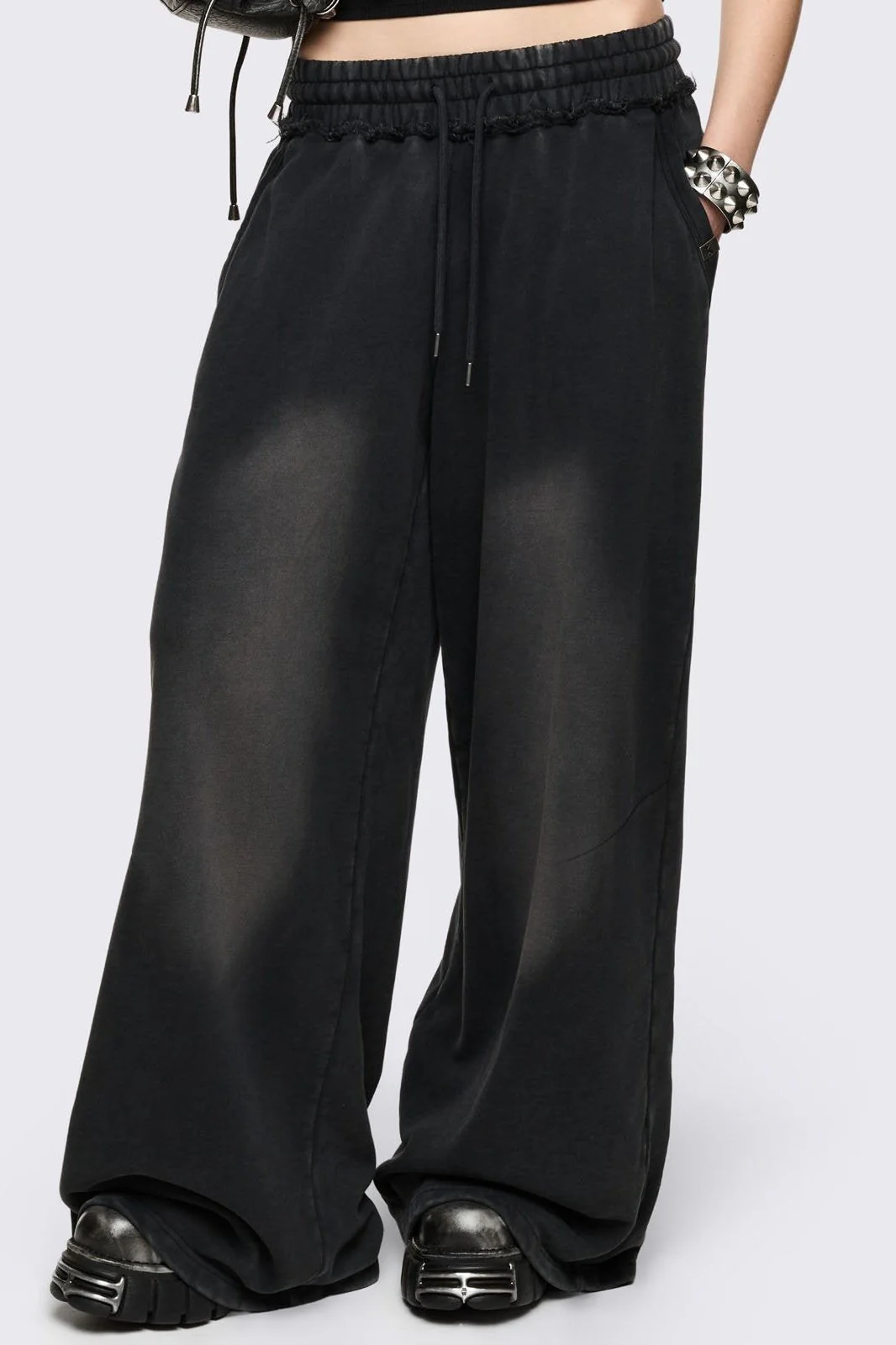 Blur Black Washed Sweatpants - Image 4