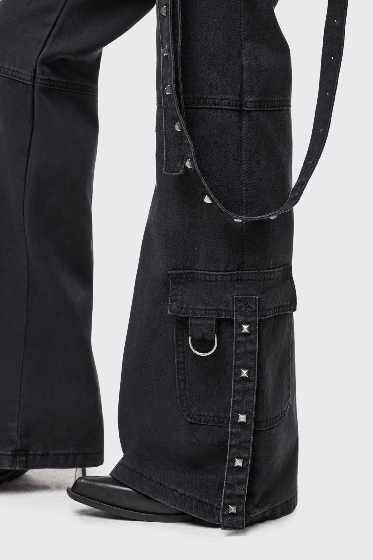Bruise Flared Jeans - Image 4