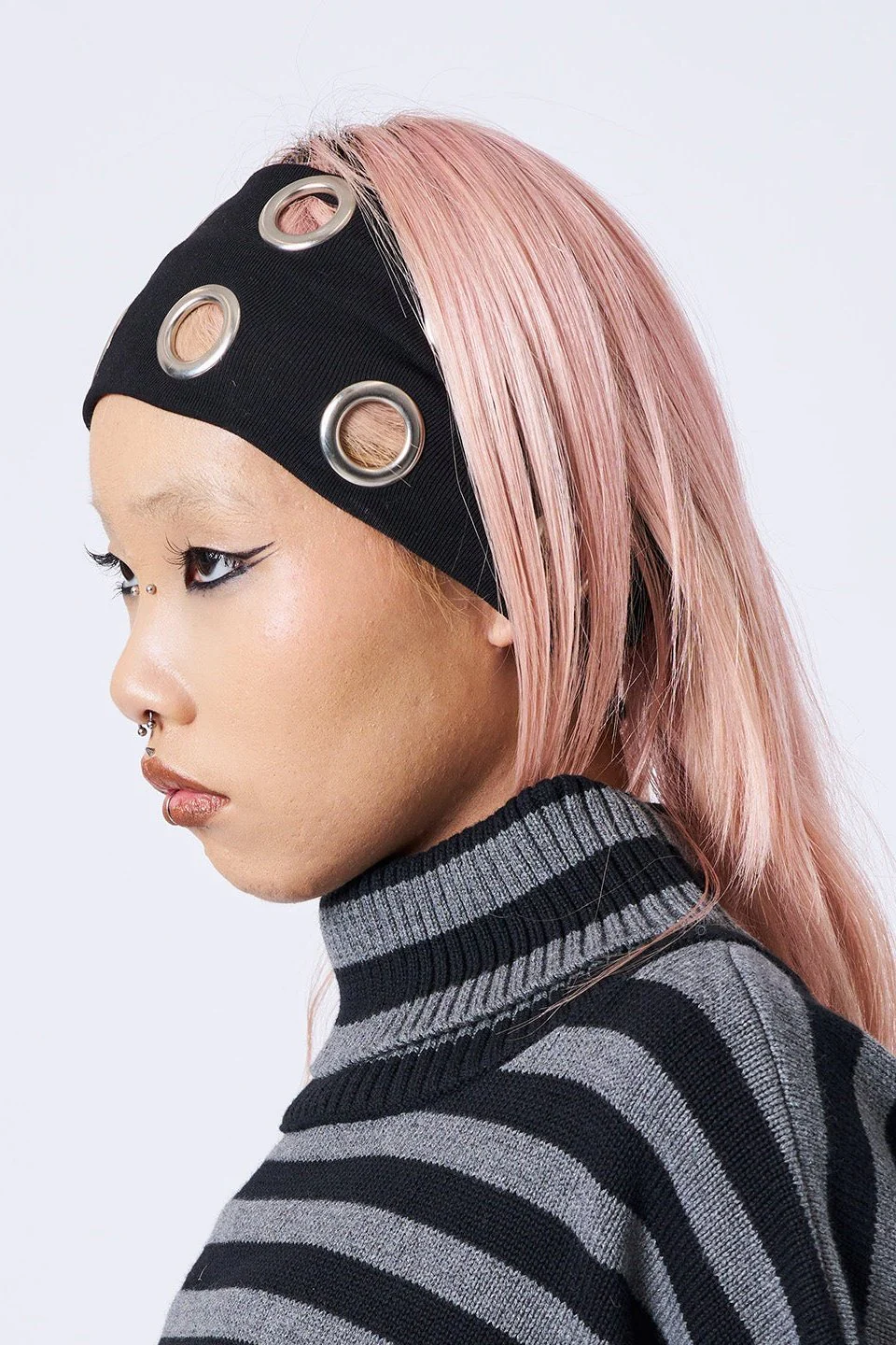 Elektra Black Headband - Image 6