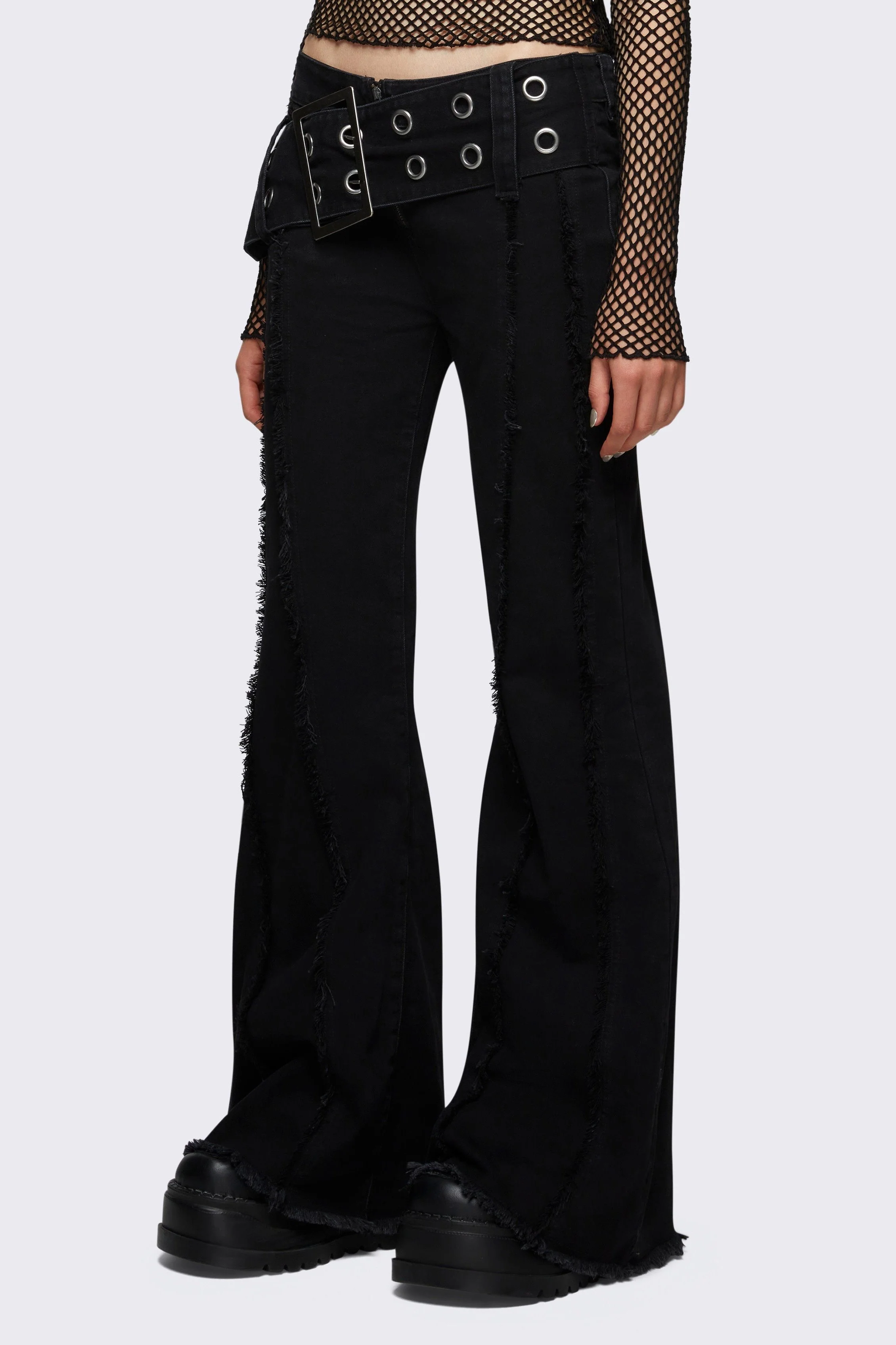 Gia Belted Flared Jeans - Image 4