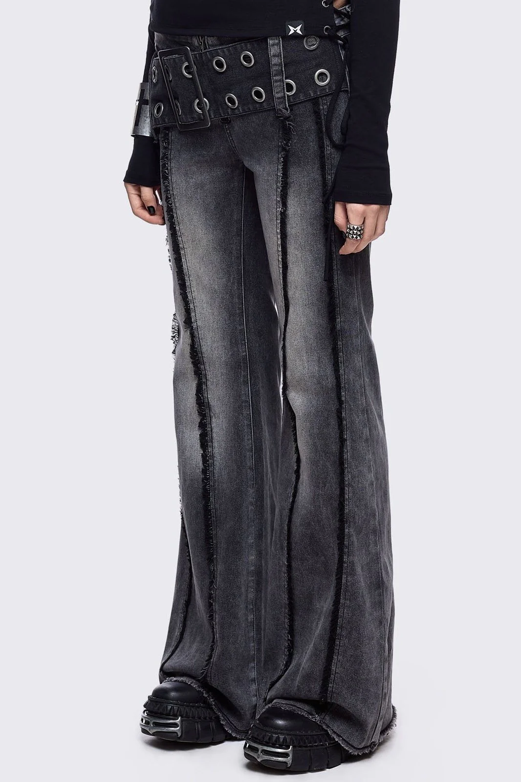 Gia Grey Belted Flared Jeans - Image 3