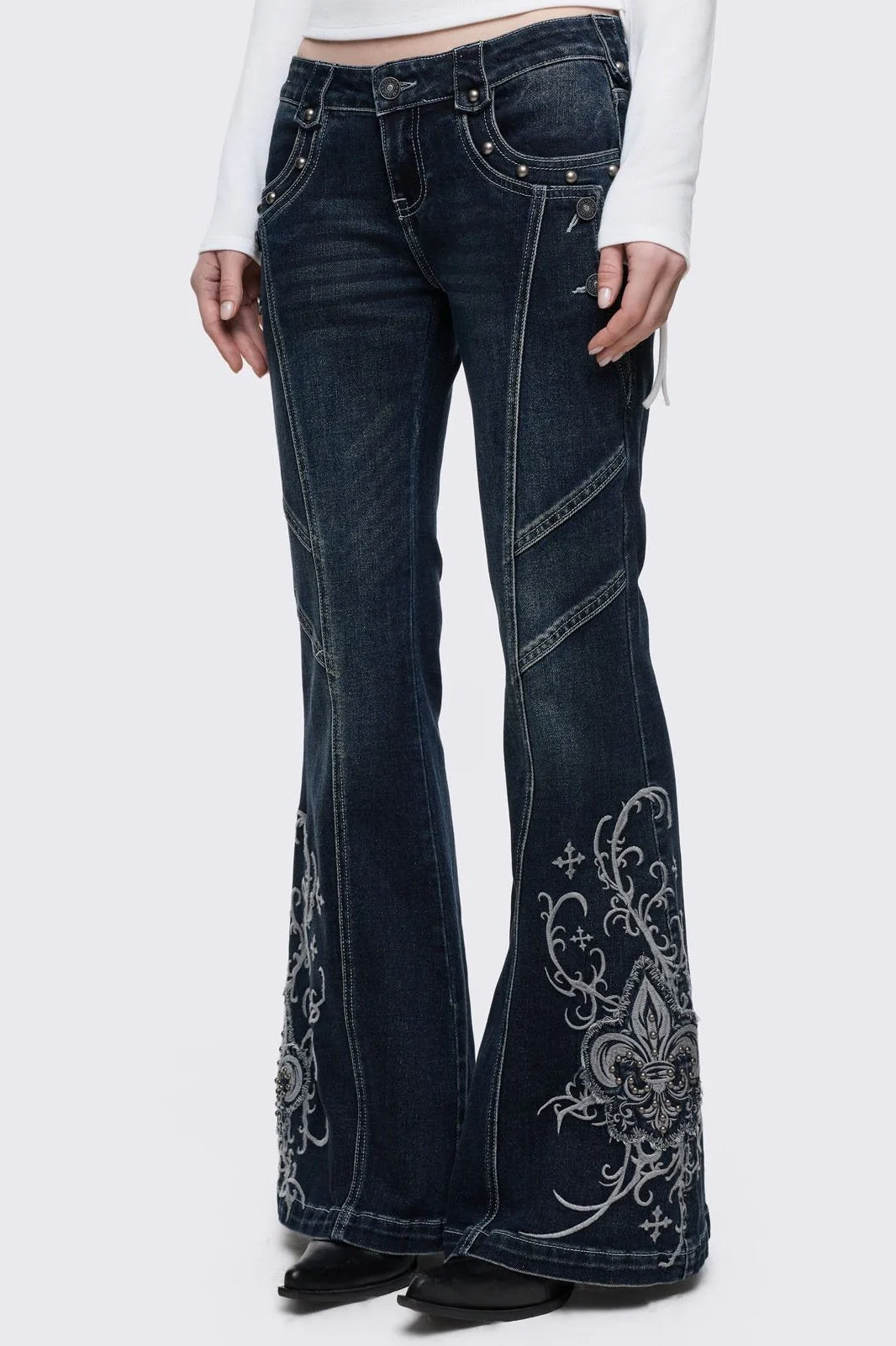 Lis Flared Jeans - Image 4