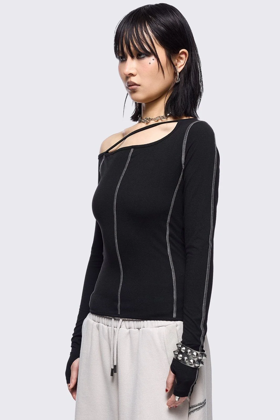 Mae Black Cut-Out Top - Image 3