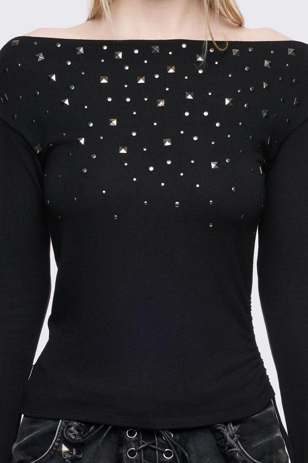 Maria Black Off-Shoulder Top - Image 3