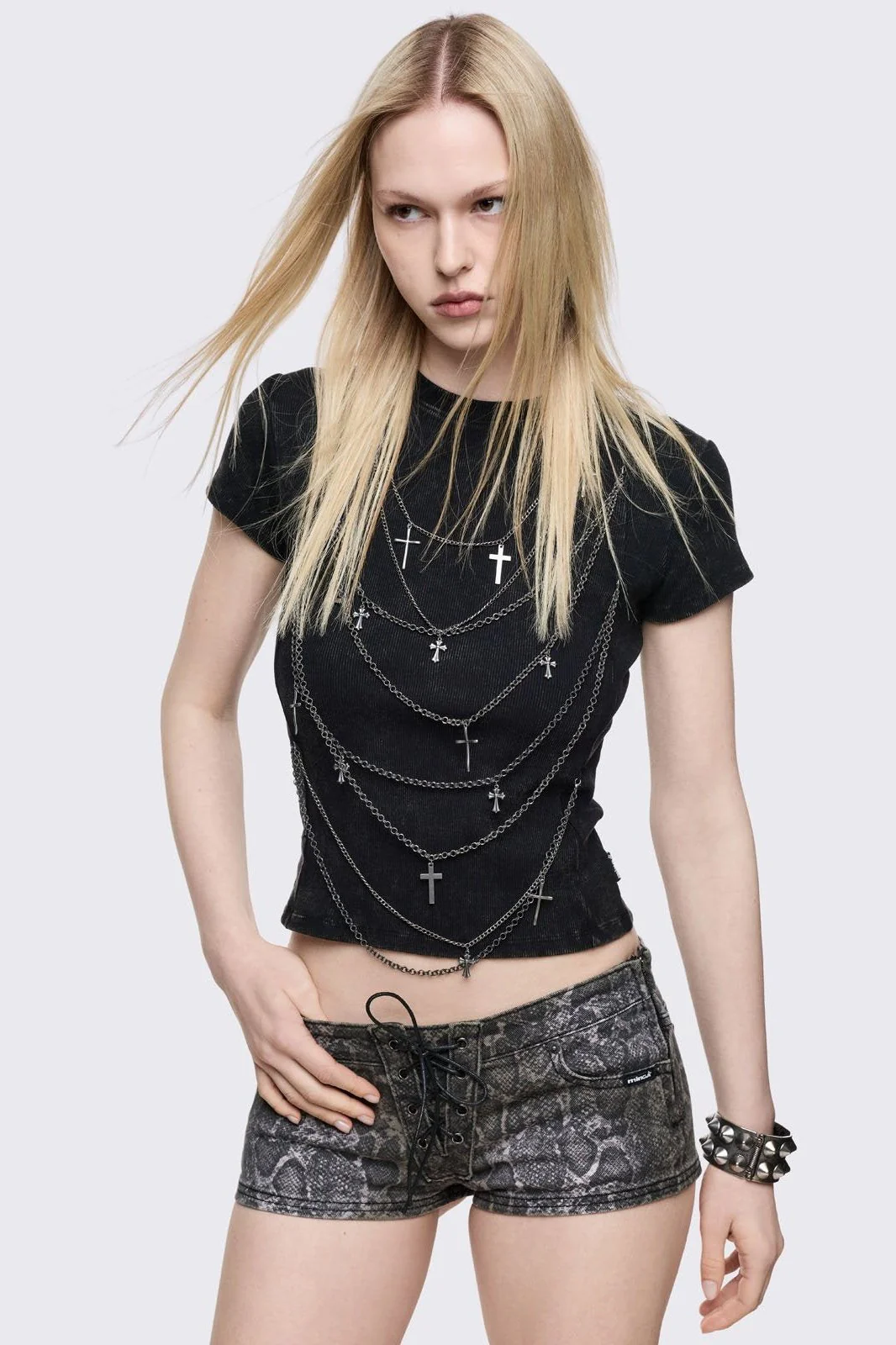 Pendent Armor Baby Tee - Image 4