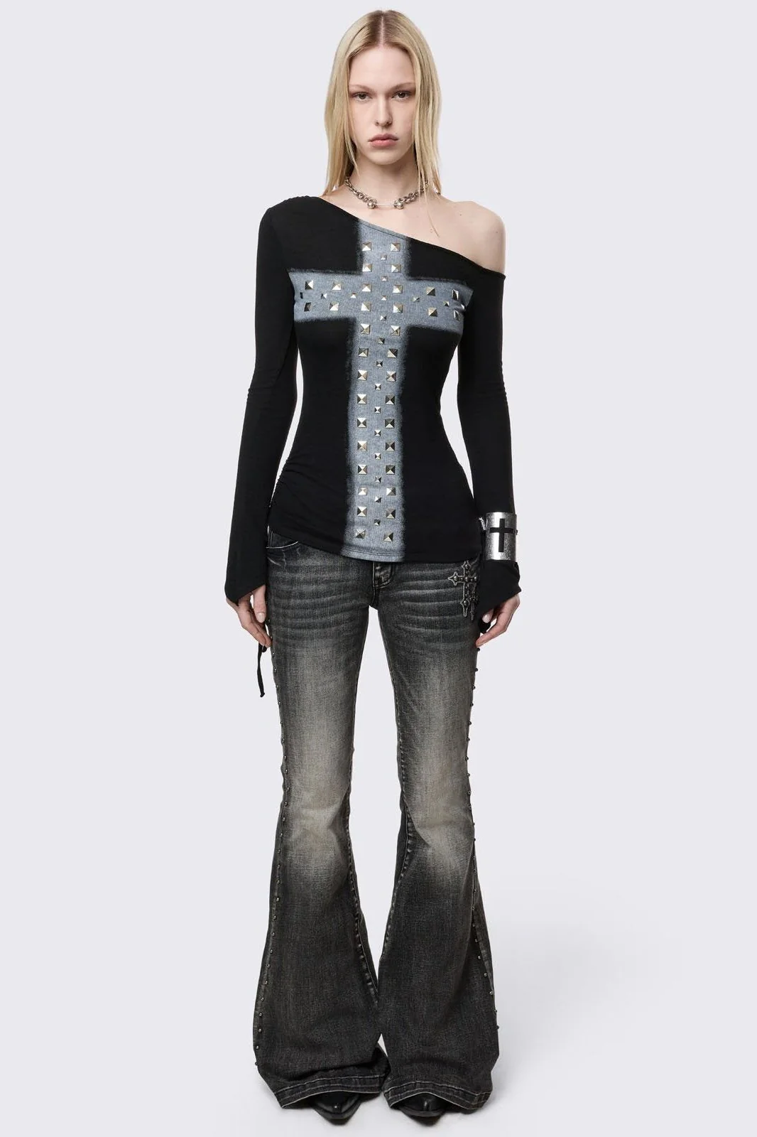 Samantha Black Off-Shoulder Top - Image 2