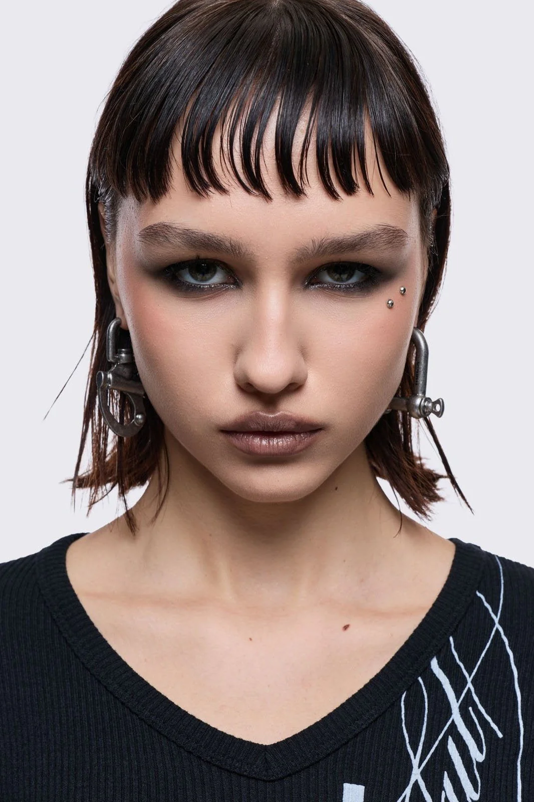 Screwed Earring Set - Image 3